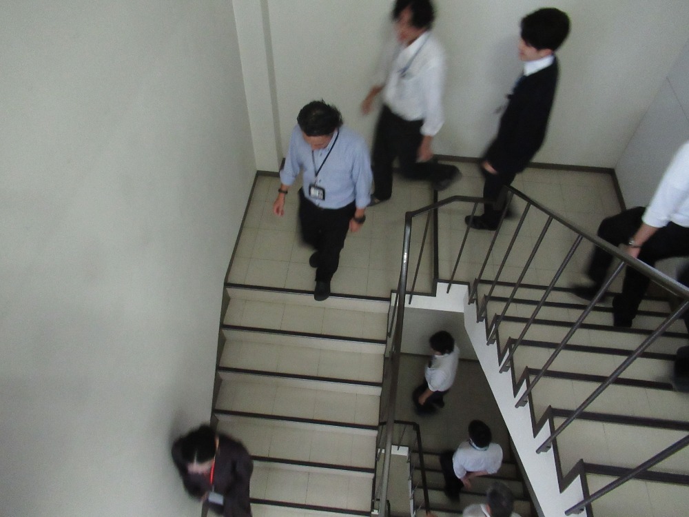 本社・大阪支店避難訓練実施